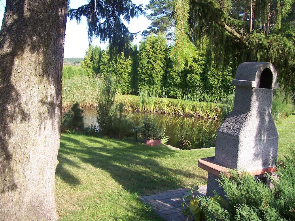 Gosciniec Nad Stawem Villa Szczytno  Eksteriør bilde